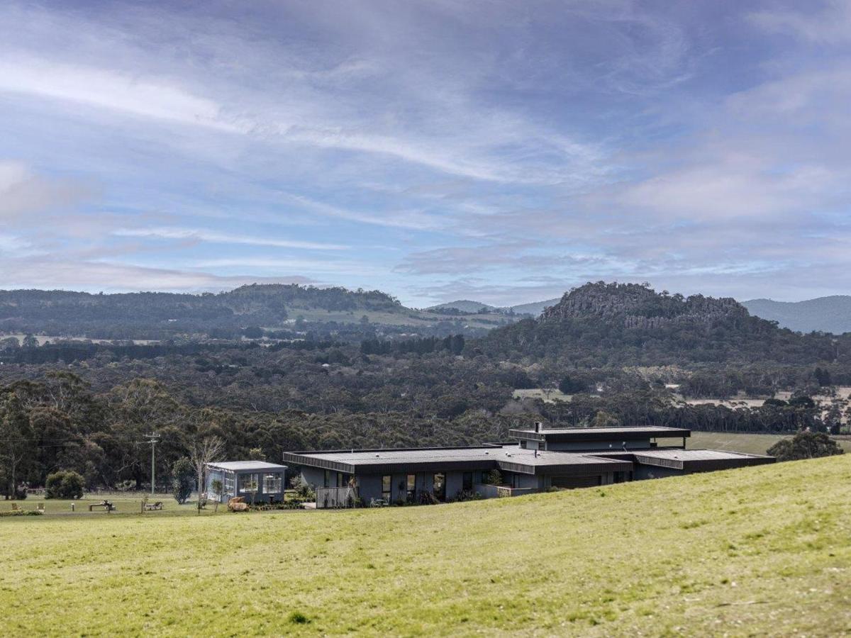 Hanging Rock Views Woodend Exteriér fotografie